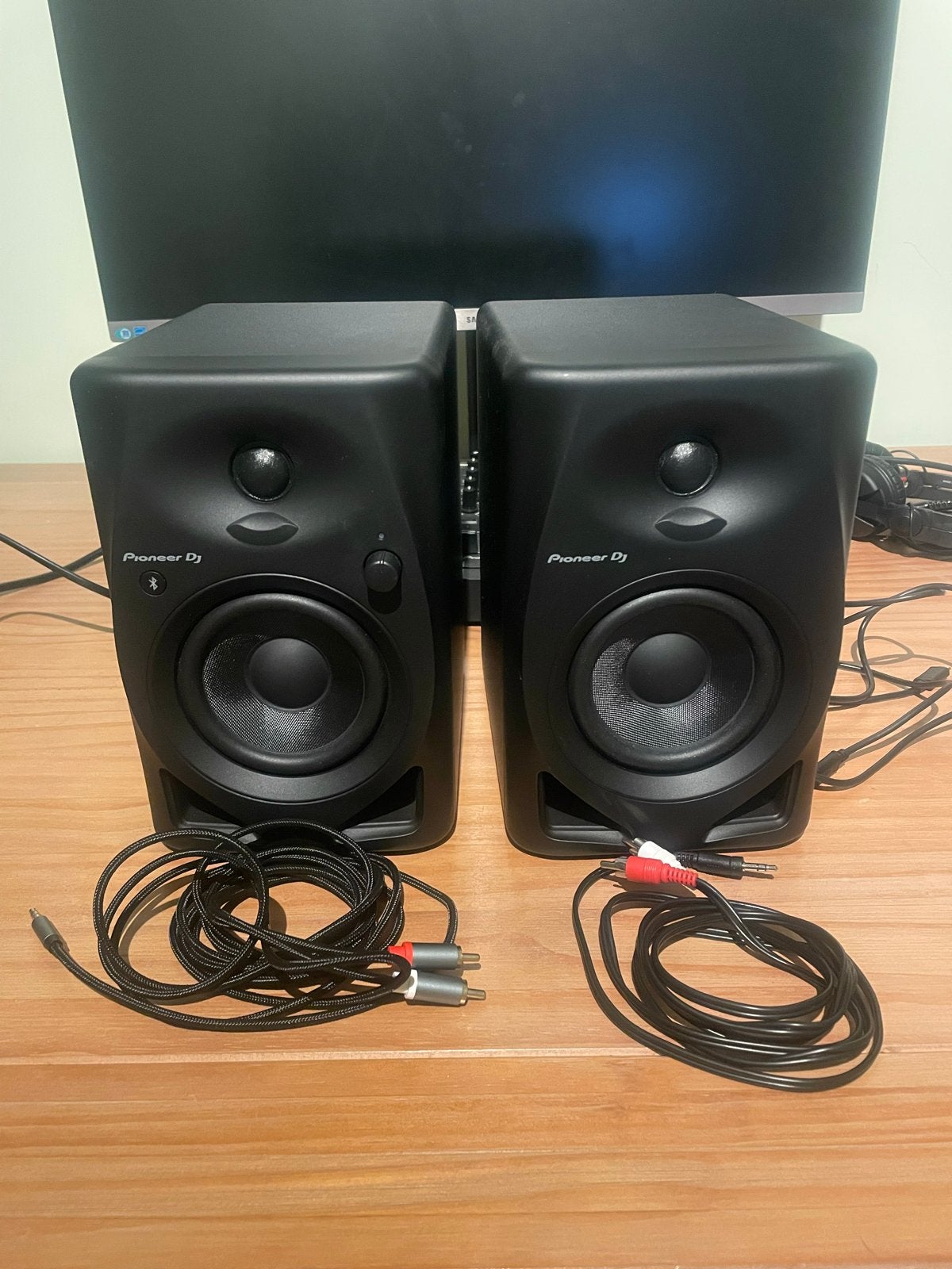 Pioneer DM-40D-BT Studiomonitoren (Zo goed als nieuw)