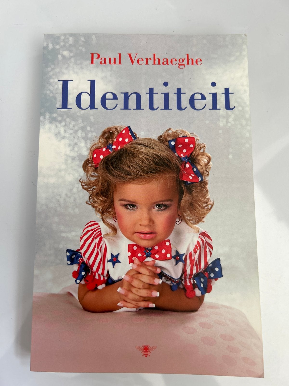 Identiteit - Paul Verhaeghe (2012), Boeken, Ophalen of Verzenden, Gelezen, Nederland
