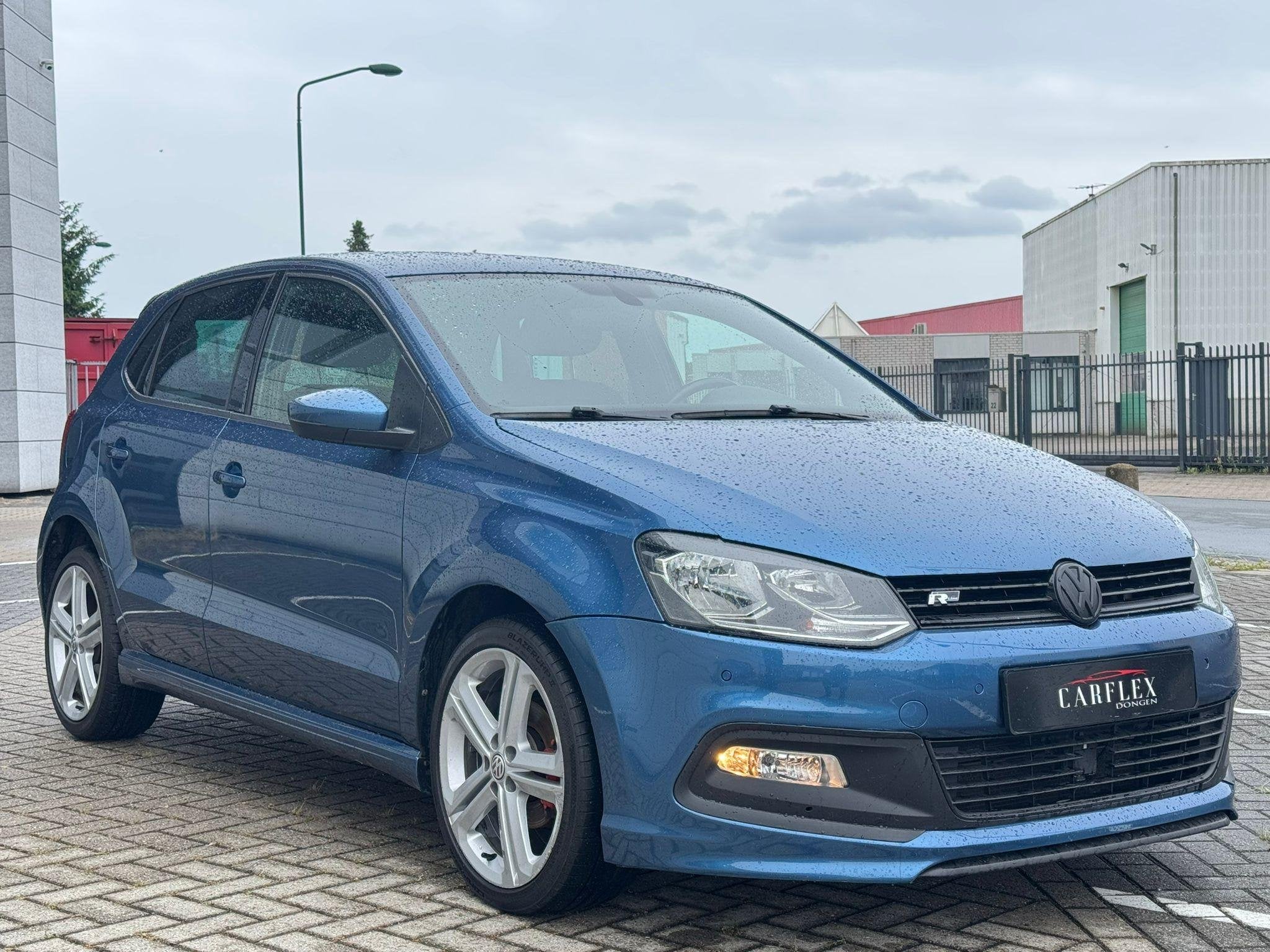 Volkswagen Polo 1.2 TSI R-line, Auto's, Volkswagen, Stof, Gebruikt, Euro 6, 4 cilinders