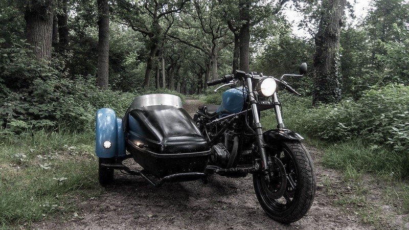 Suzuki GR650 met Velorex zijspan en verbrede bak, Motoren, 2 cilinders, Gebruikt, Meer dan 35 kW, 650 cc