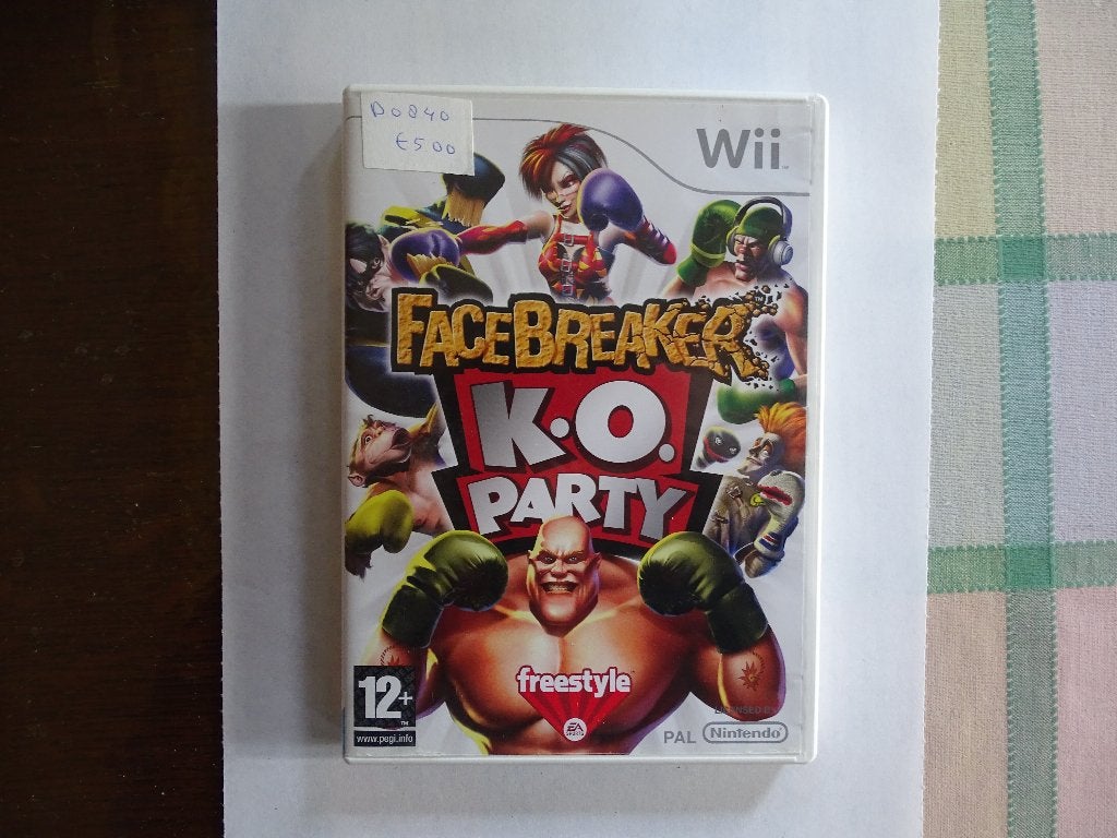 wii facebreaker ko party, Spelcomputers en Games, Games | Nintendo Wii, Gebruikt, Vechten, 2 spelers, Eén computer