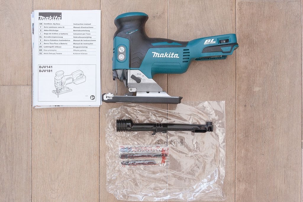 Makita DJV181 18v Li-ion LXT accu decoupeerzaag body T-greep, Info@makita.nl, Makita, Nieuw, 600 tot 1200 watt