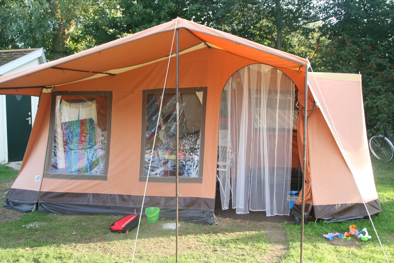 Ruime Walker Doublette  Vouwwagen - Ideaal voor Gezinnen, Caravans en Kamperen, Beige, Aanwezig, Meer dan 6, Ophalen