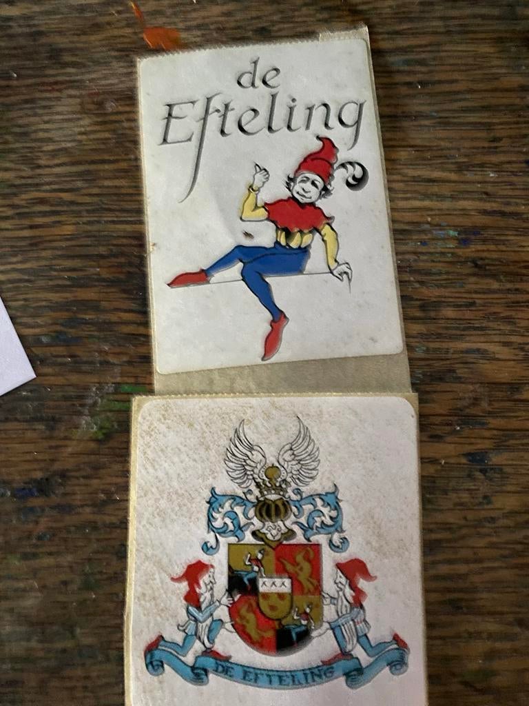 Vintage Efteling stickers - Elf en wapenschild, Ophalen of Verzenden, Gebruikt, Overige typen