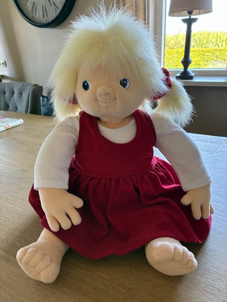 Nieuwe Empathiepop Joyk: Nelly 65 cm, Kinderen en Baby's, Ophalen of Verzenden, Nieuw, Overige typen