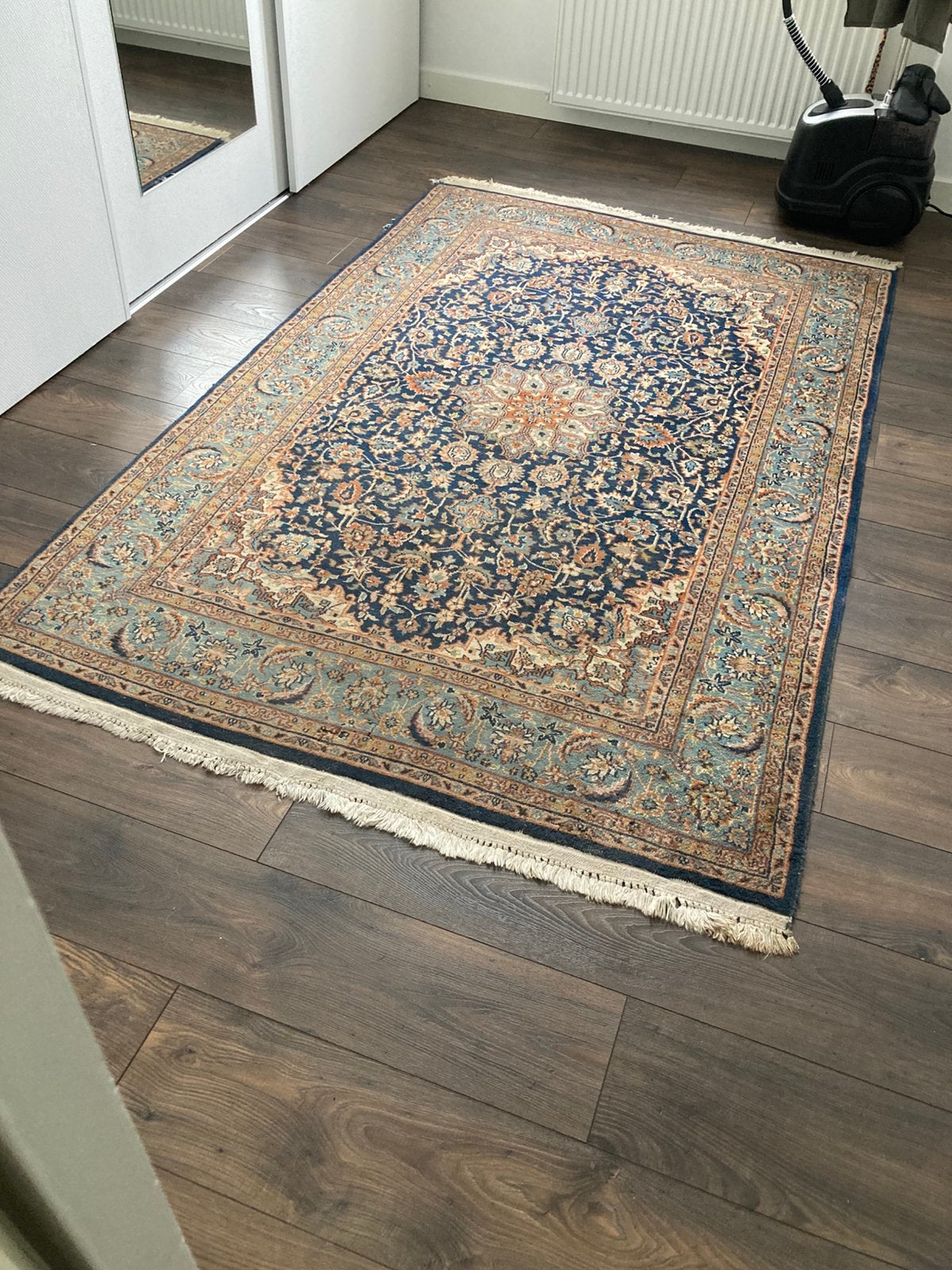 Vloerkleed 138x228 met beschadiging., Ophalen, Gebruikt, Rechthoekig, 200 cm of meer