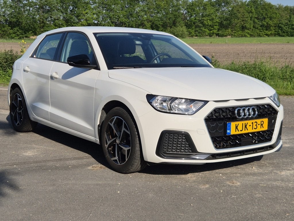 Audi A1 Sportpack 30 TFSI advanced (bj 2022), Auto's, Audi, Stof, Wit, Bedrijf, Automatische klimaatregeling