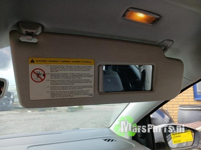 Zonneklep van een Volkswagen Polo, Gebruikt, -, Volkswagen, -