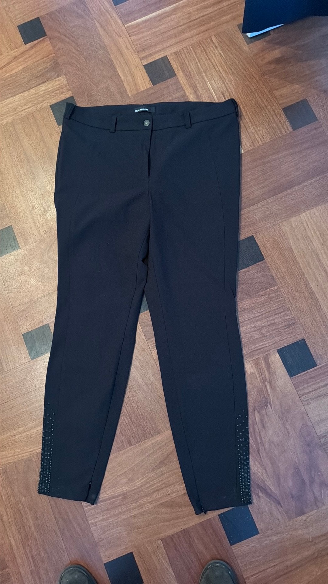 Zwarte cambio mt 44 pantalon met studs/ritsje, Zwart, Maat 42/44 (L), Ophalen of Verzenden, Zo goed als nieuw