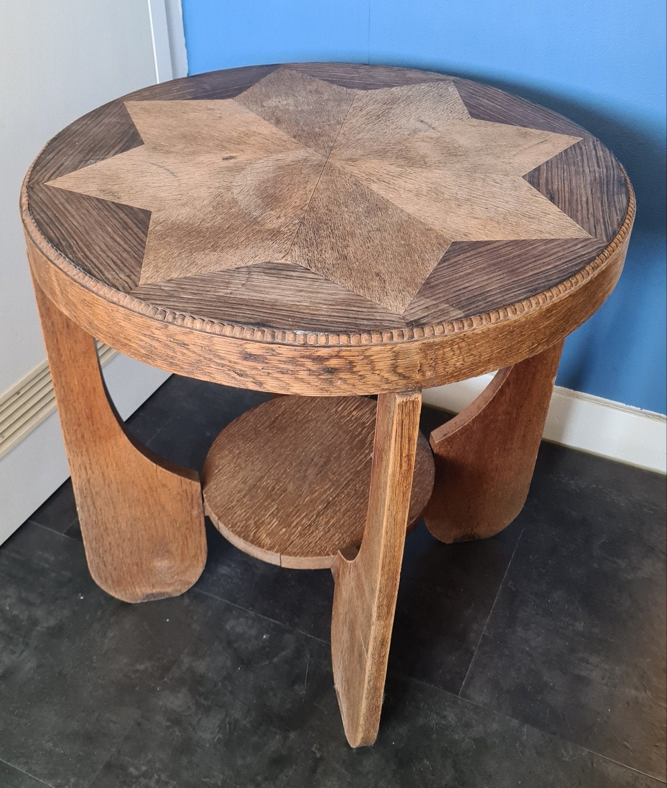 Amsterdamse School stijl bijzettafel met stervormig blad, Ophalen