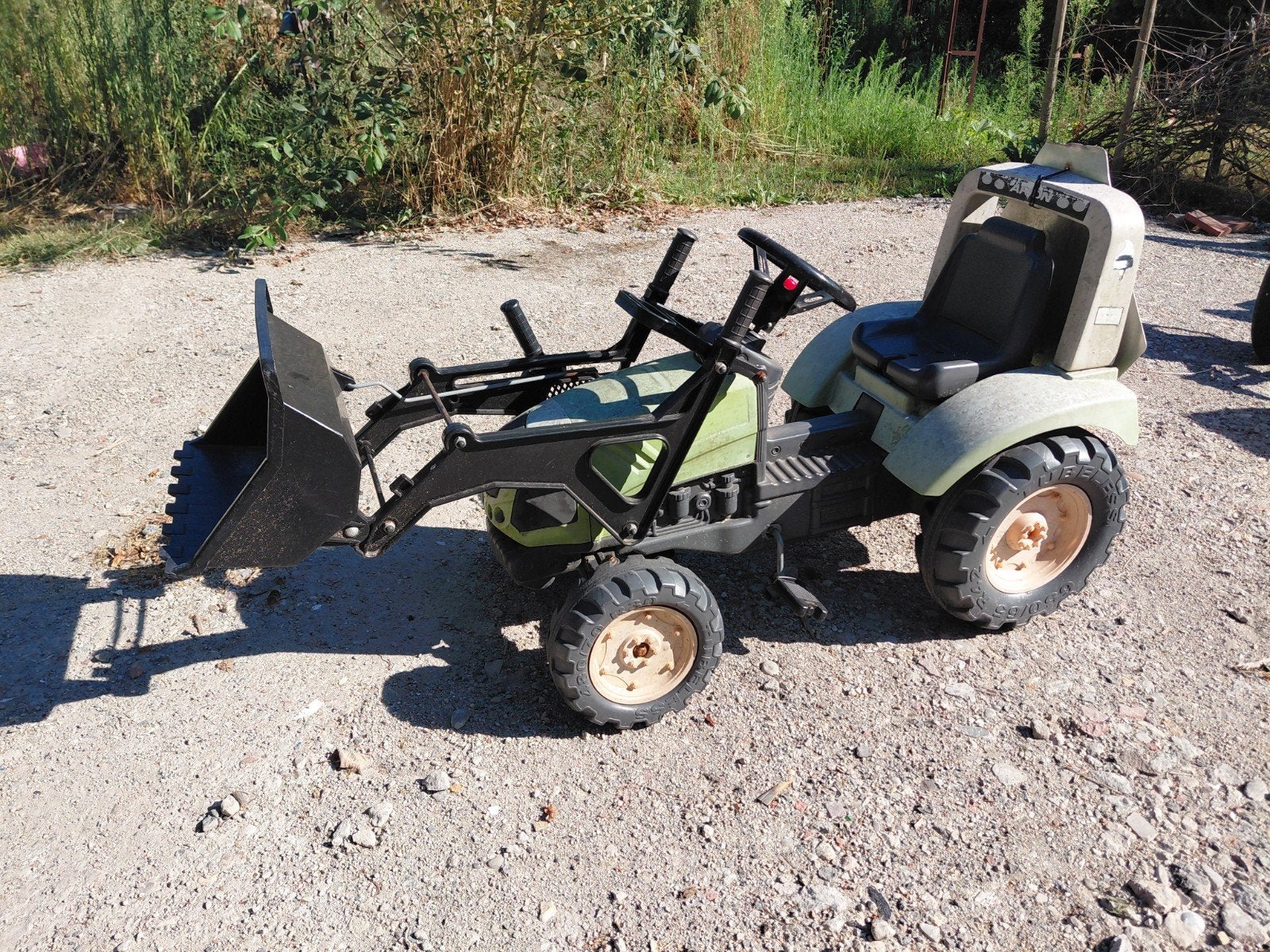 Gratis traptractor - Gebruikt, Kinderen en Baby's, Speelgoed | Buiten | Voertuigen en Loopfietsen, Ophalen of Verzenden, Gebruikt