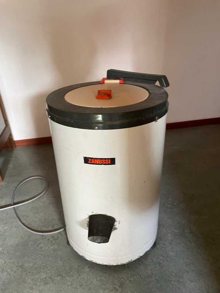 Zanussi centrifuge - Vintage wasdroger, Witgoed en Apparatuur, Wasdrogers, Gebruikt, Bovenlader, Ophalen of Verzenden, 85 tot 90 cm