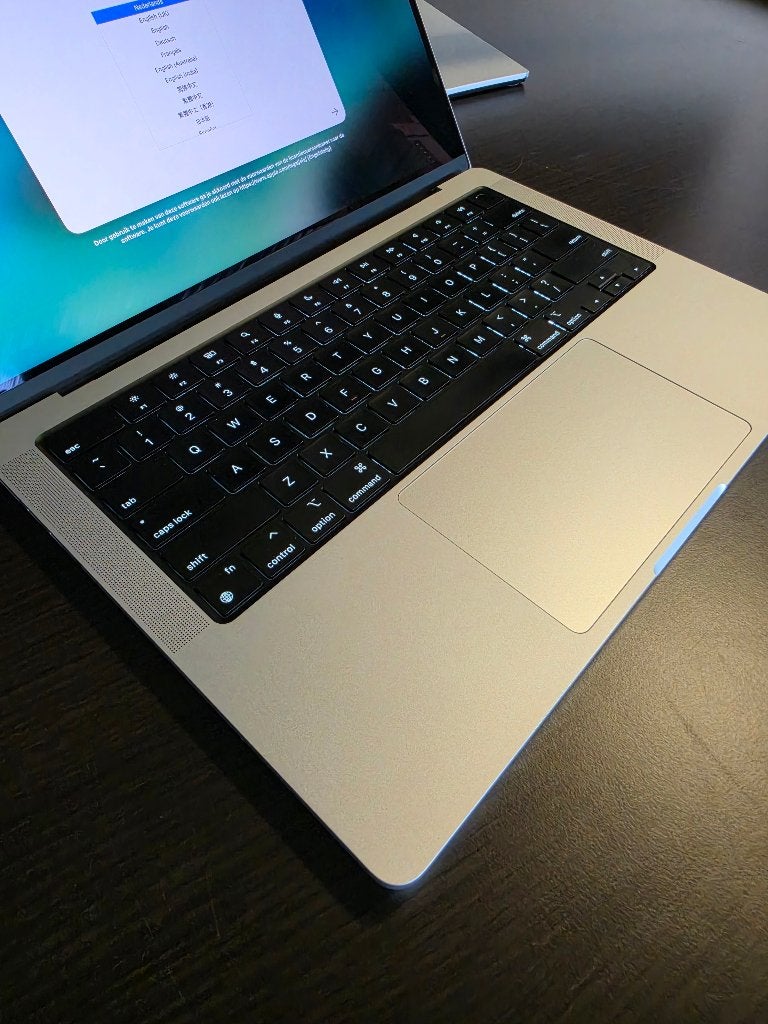 ZGAN! MacBook Pro 14 - M1 Pro - 16GB - 512GB - 1jr Garantie!, Computers en Software, Apple Macbooks, MacBook Pro, Qwerty, Overige groottes
