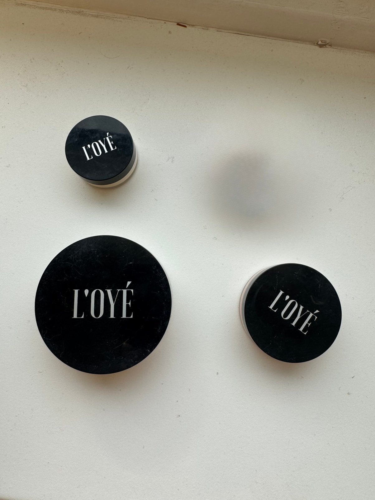 L’OYÉ minerale make-up set: foundation, blush & concealer, Ophalen of Verzenden, Zo goed als nieuw