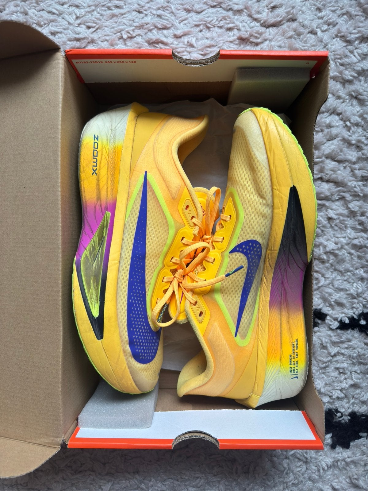 Nike Zoom Fly 6 - maat 45.5 (z.g.a.n.), Sport en Fitness, Loopsport en Atletiek, Ophalen of Verzenden, Zo goed als nieuw, Hardlopen