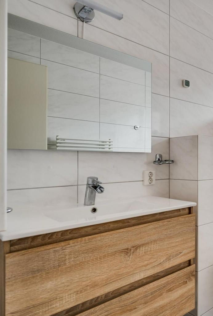 Verwarmde badkamer spiegel 80x60 cm met lamp, Huis en Inrichting, Badkamer | Badkamermeubels, Ophalen, Overige typen, 50 tot 100 cm