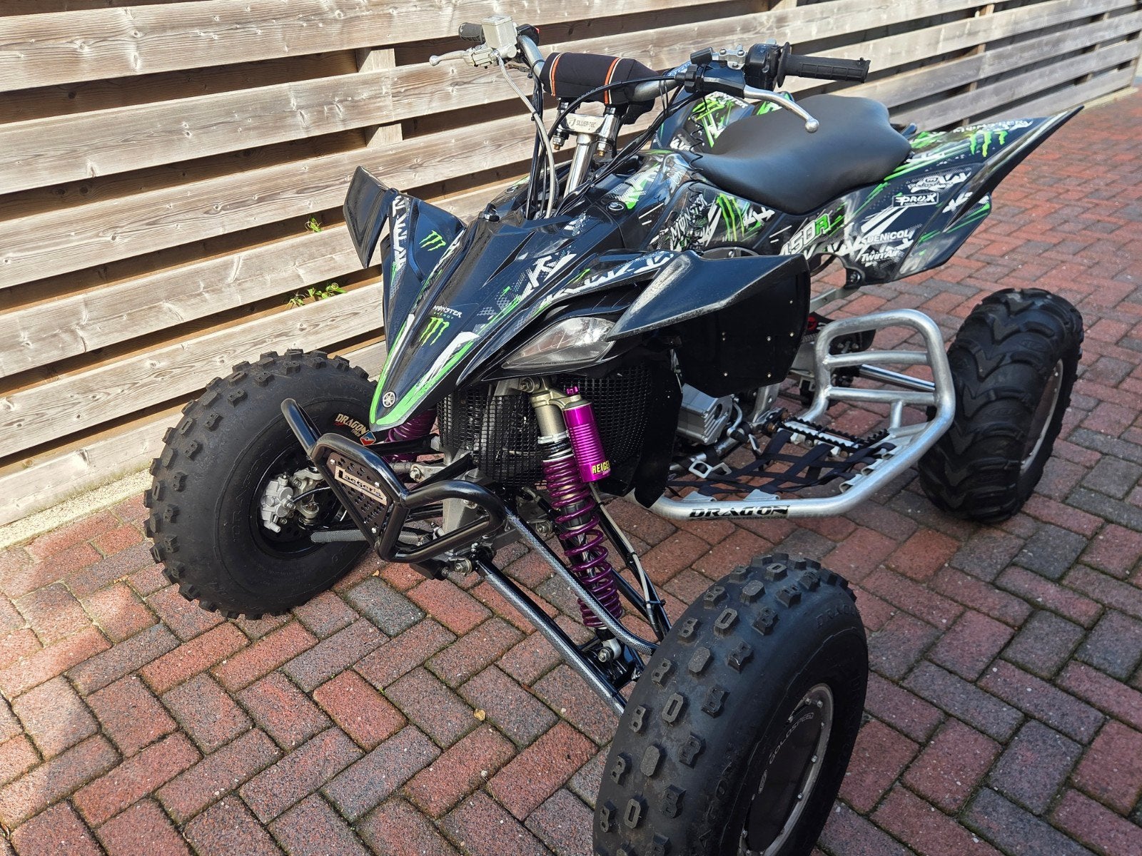 yamaha yfz 450r met kenteken wedstrijd klaar alles er op en