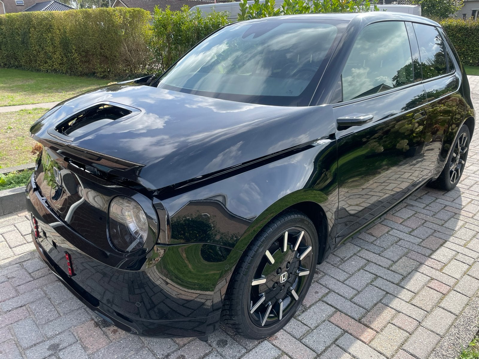 Honda E schadeauto 26.000 km 2021 airbags oke, rijdbaar., Honda, Zwart, Elektrisch, Hatchback
