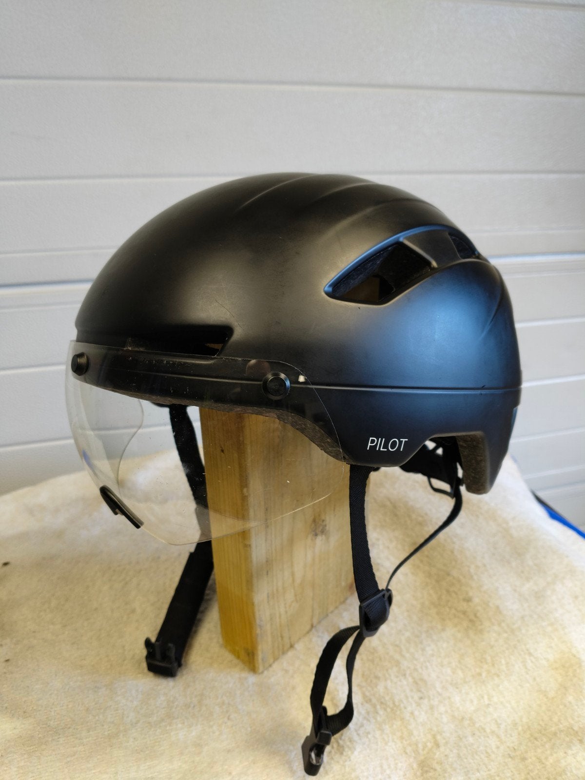 GOOFF Pilot NTA 8776 Speed E-bike Helm met Vizier en Licht, GOOFF, Ophalen of Verzenden, Zo goed als nieuw, L