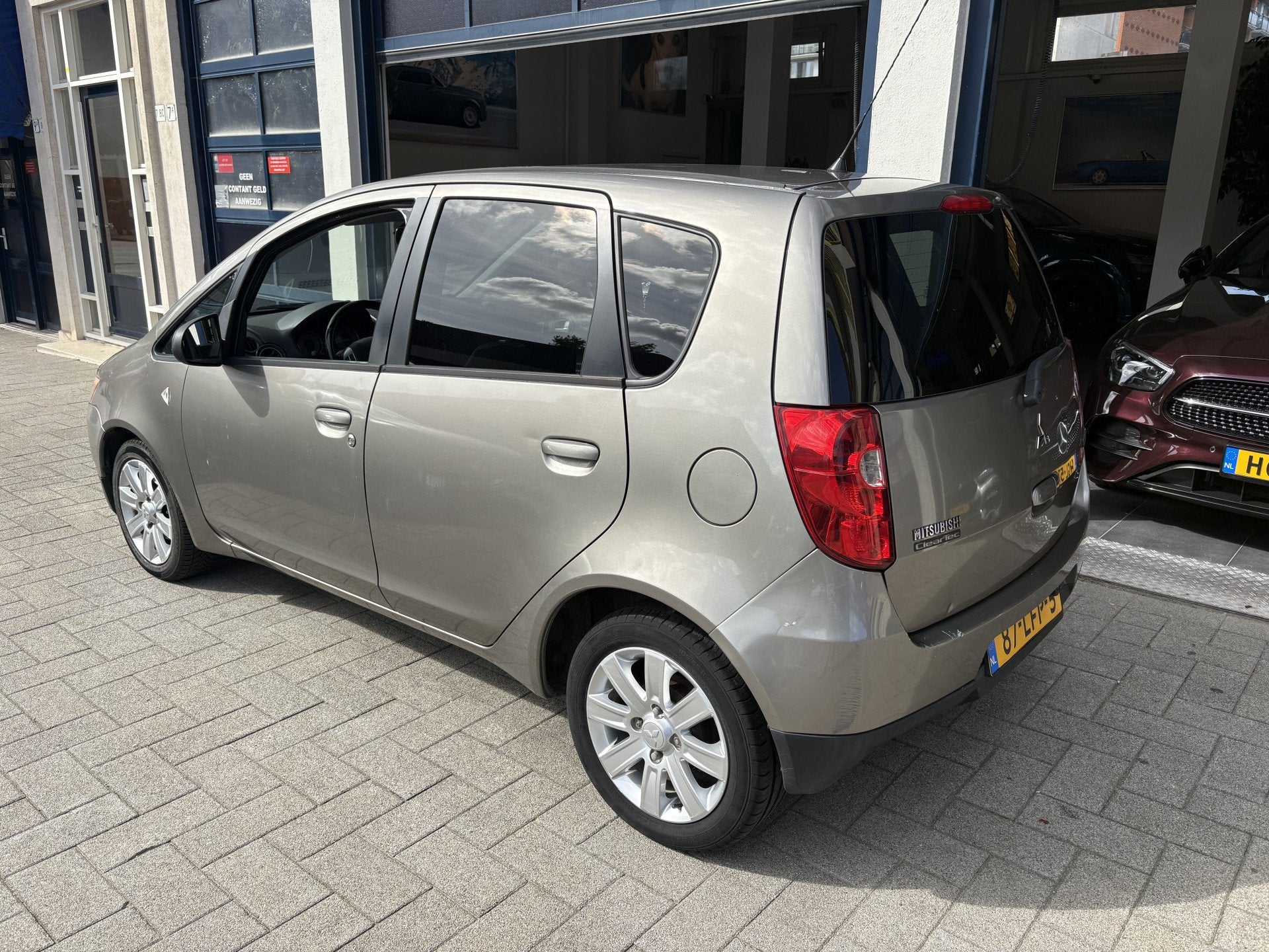 Mitsubishi Colt 1.3 Edition Two NL AUTO/AIRCO/LM VELGEN, Voorwielaandrijving, Gebruikt, 31 €/maand, 4 cilinders