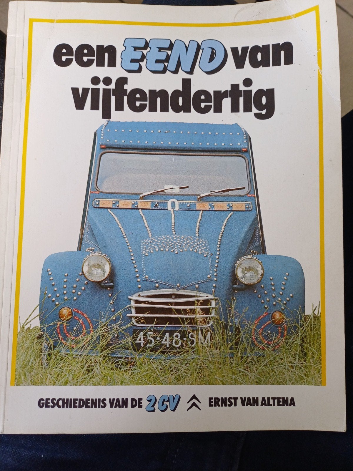 Een Eend van Vijfendertig - Geschiedenis van de 2CV2, Ophalen of Verzenden, Gelezen, Citroën