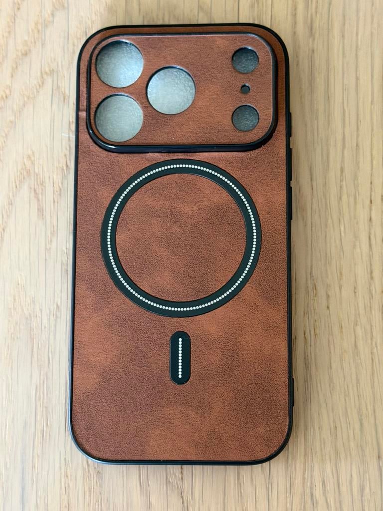 I Phone hoesjes  17 Pro en 11 Pro, Ophalen of Verzenden, Zo goed als nieuw