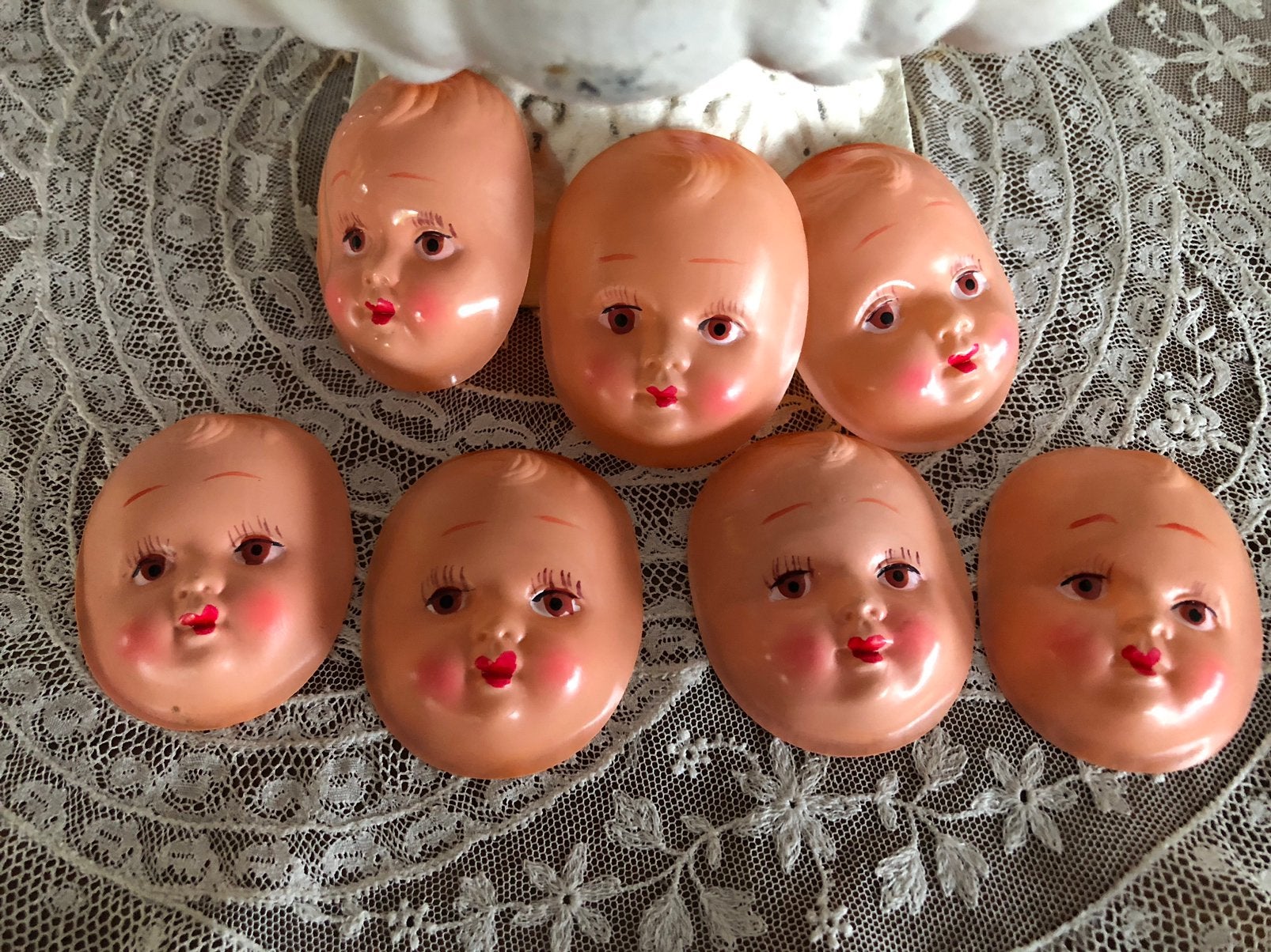 Poppen gezichtjes, Ophalen of Verzenden