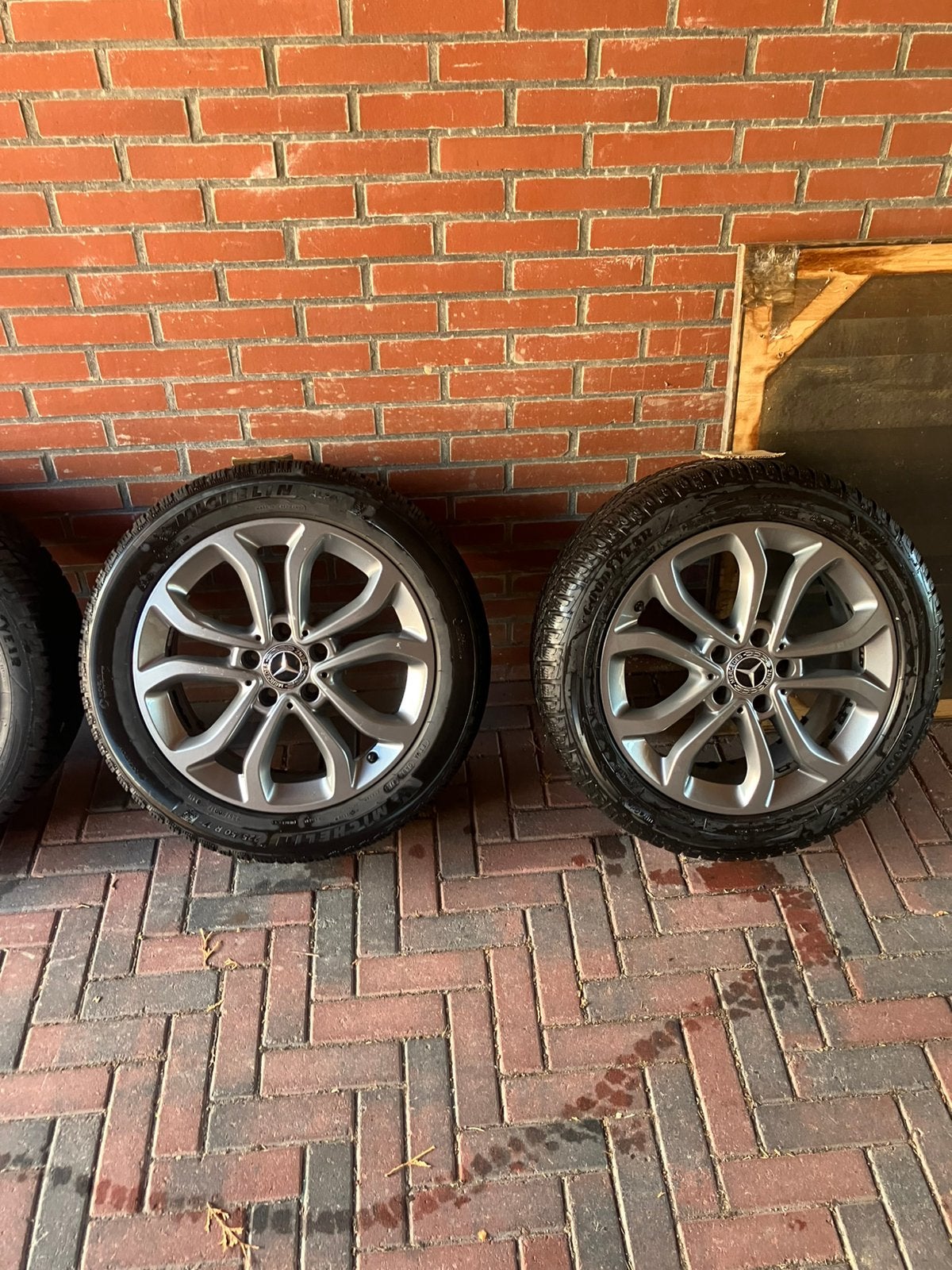 W 205 velgen met winterbanden, Auto-onderdelen, Ophalen, Gebruikt, Velg(en), 17 inch