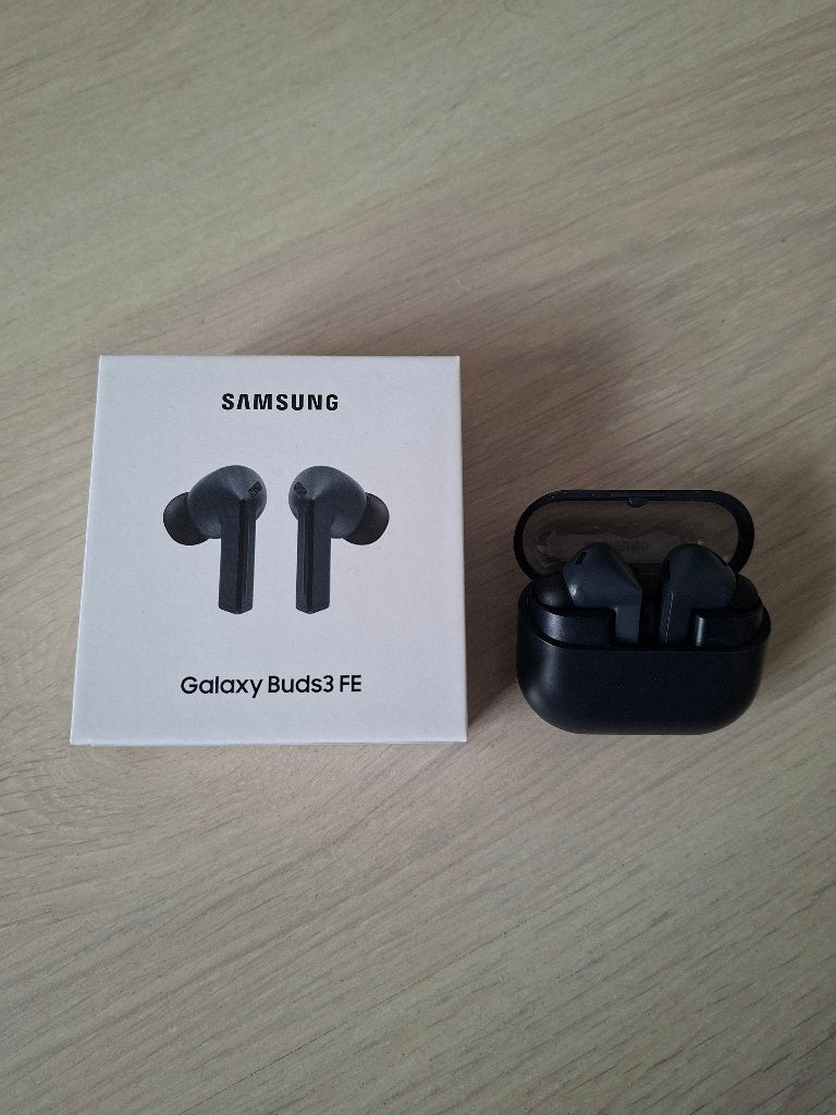 Samsung Galaxy Buds3 FE - KAPOT, Galaxy S20, Zwart, Ophalen of Verzenden, Niet werkend
