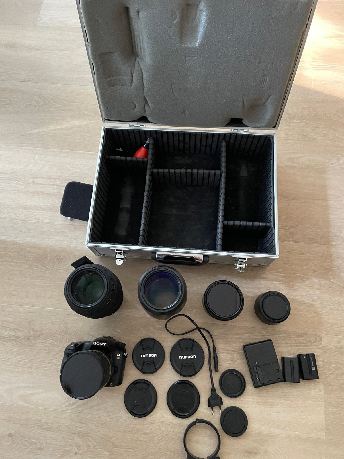 Sony Alpha 77 II met 5 top lenzen en accessoires, Ophalen, Gebruikt, Spiegelreflex, Accu