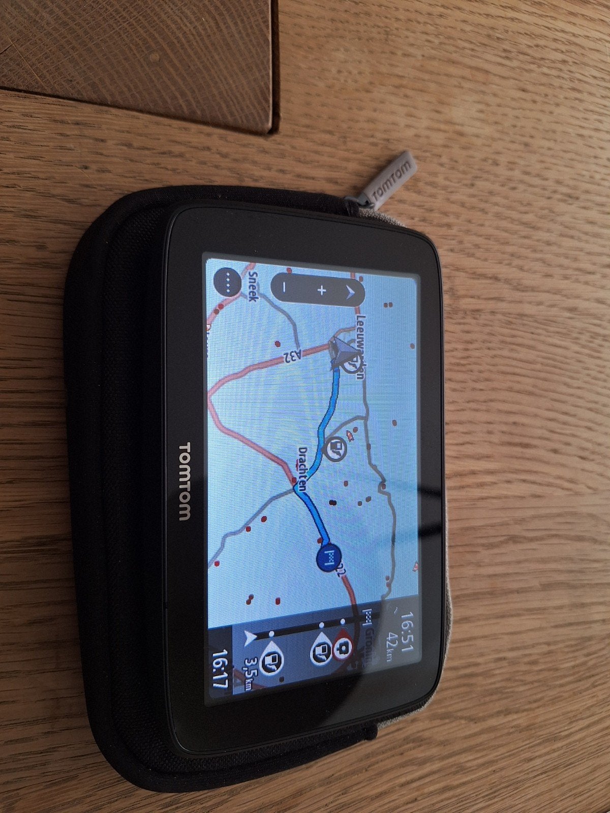 Tom Tom Start 42., Ophalen