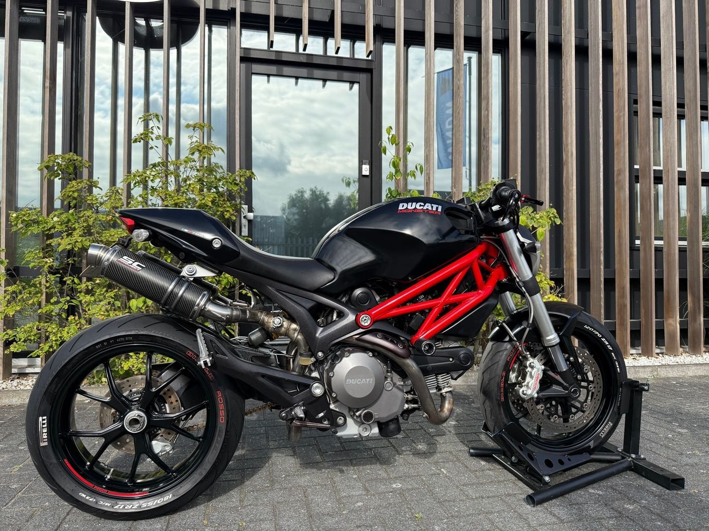 DUCATI 796 MONSTER -2010- SC Project- ABS - Nieuwstaat, Motoren, Motoren | Ducati, DUCATI, 2 cilinders, Motorrijbewijs A, Bedrijf
