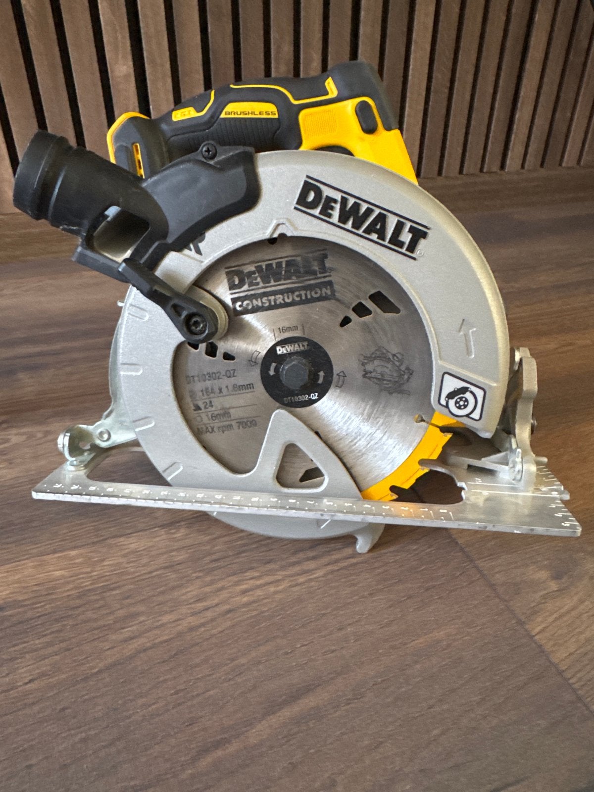gereedschap DeWalt, Bosch Stanley&Black+Decker zonder accu’s, Ophalen of Verzenden, Gebruikt, 600 watt of meer, Overige typen