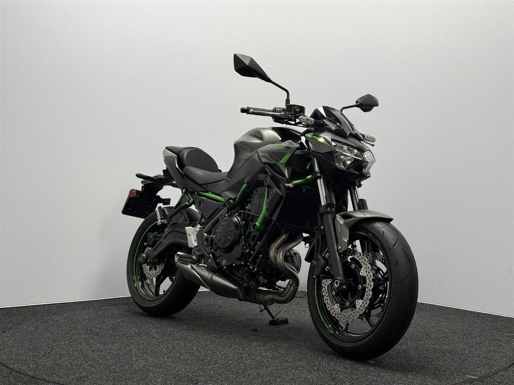 Kawasaki Z650 ABS, Motoren, Motoren | Kawasaki, 649 cc, Bedrijf, 12 t/m 35 kW, Traction Control