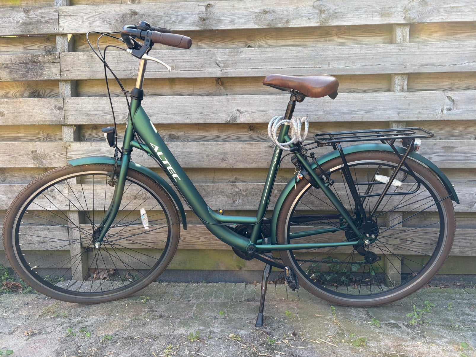 Fiets altec 28 inch, 53 tot 56 cm, Velgrem, Versnellingen, Zo goed als nieuw