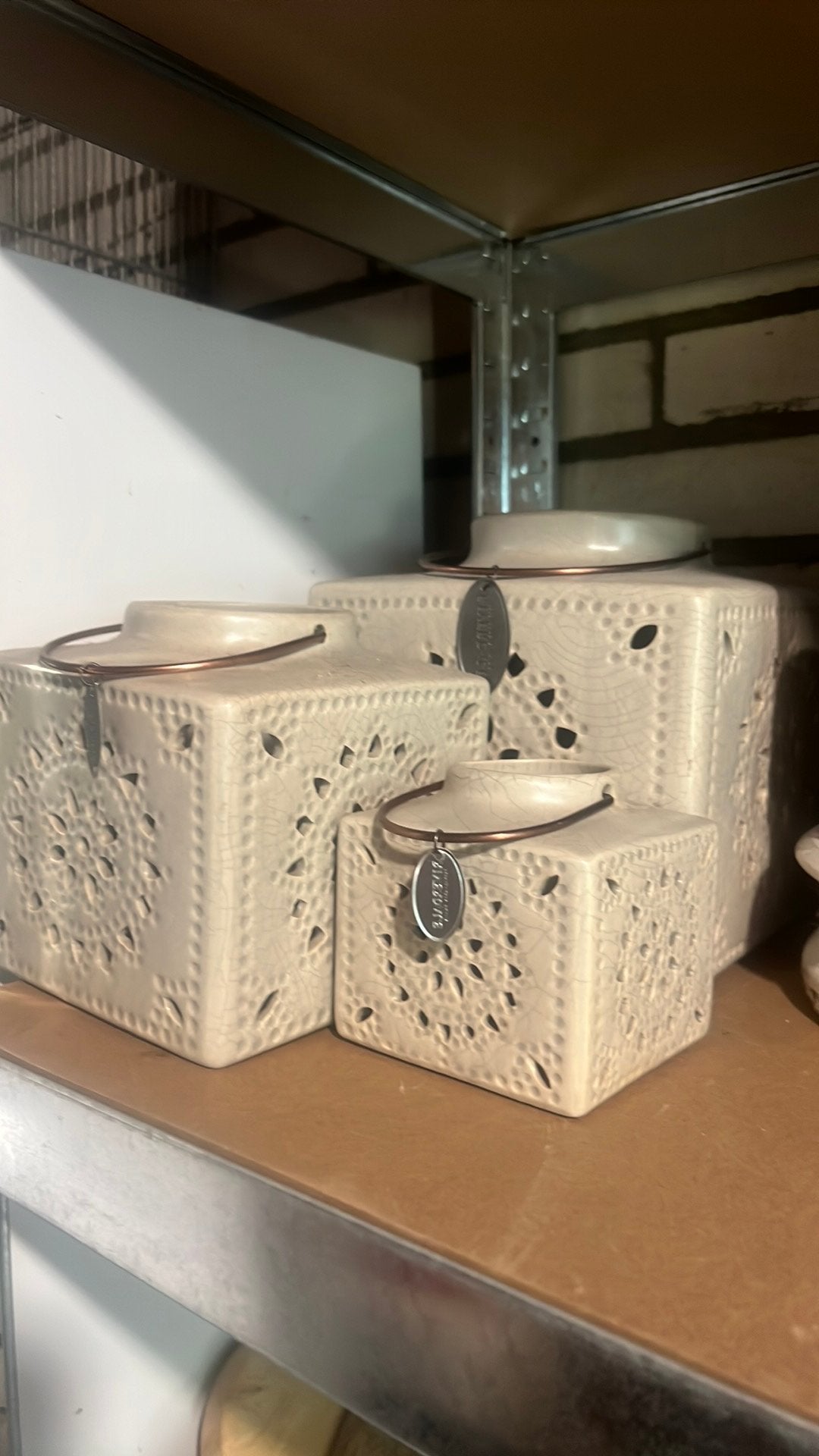 Riverdale lantaarn, Huis en Inrichting, Woonaccessoires | Kandelaars en Kaarsen, Ophalen, Zo goed als nieuw, Hout, Minder dan 25 cm