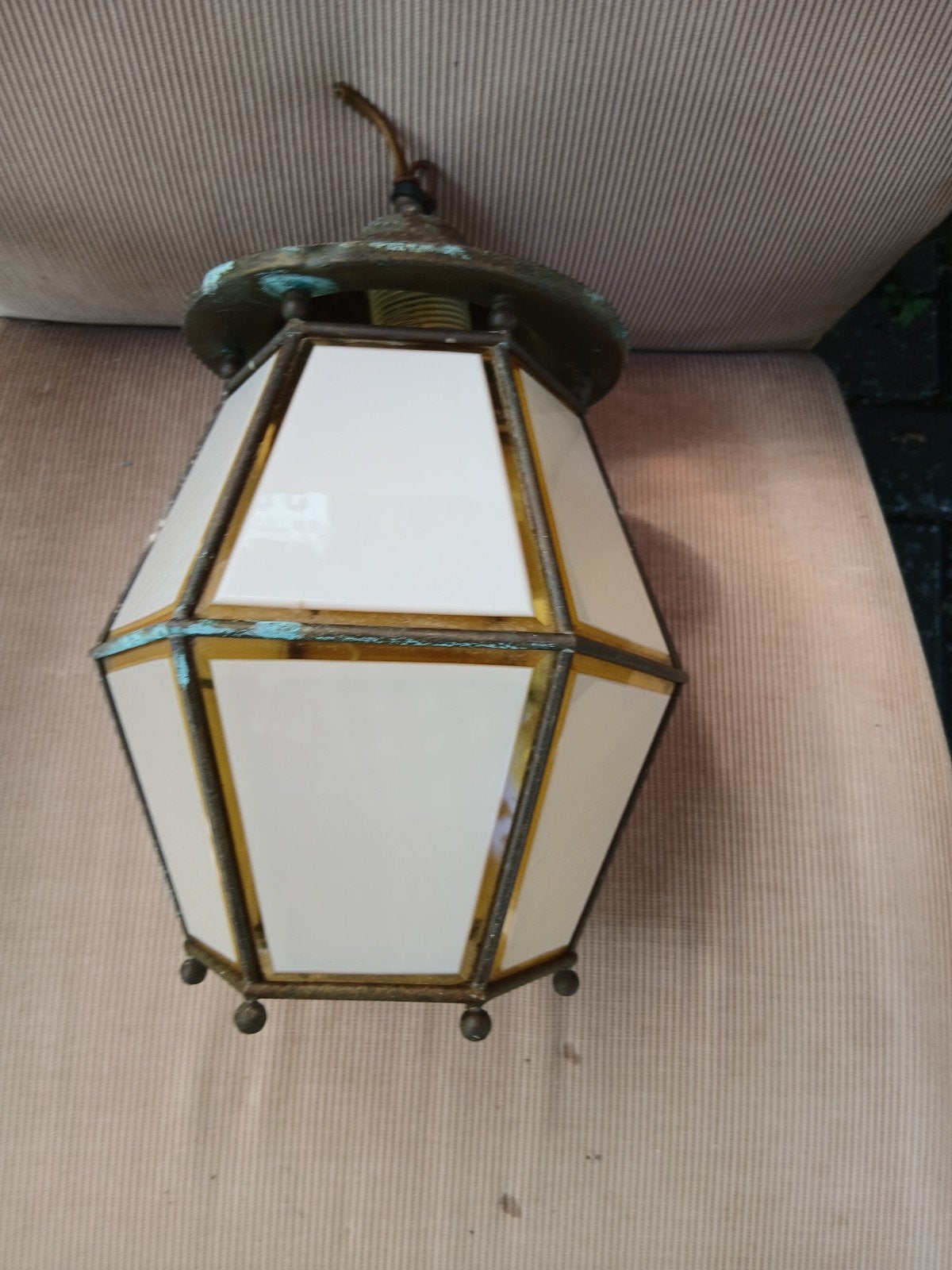 Vintage messing hanglamp geslepen glas contant  aan de deur., Ophalen