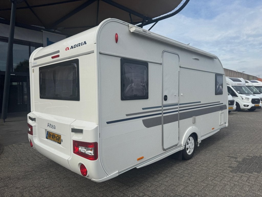 Adria Altea 462 PU 2016 MOVER + LUIFEL!!!, Caravans en Kamperen, Standaardzit, Lengtebed, Schokbreker, Bedrijf