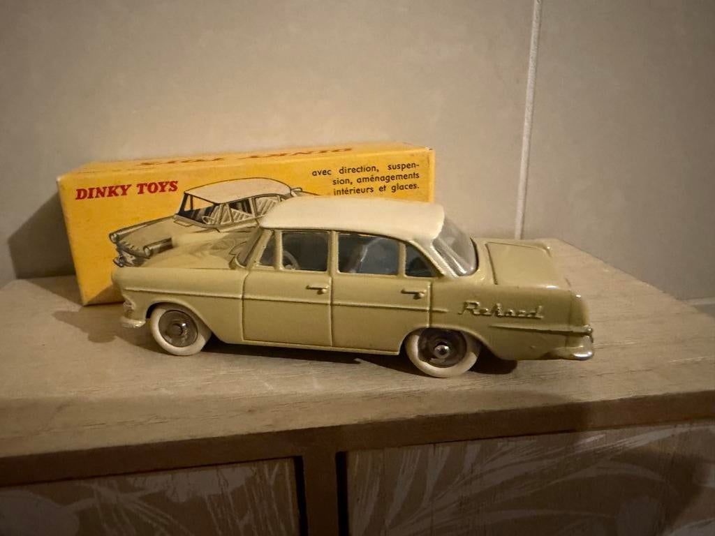 Dinky Toys Opel Rekord 1:43 - Nieuwstaat met doos, Auto, G, Nieuw, Dinky Toys
