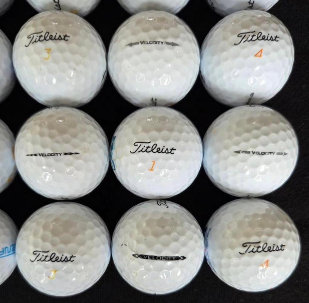 TITLEIST VELOCITY PREMIUM TOUR GOLFBALLEN - 50 STUKS, Sport en Fitness, Golf, Ophalen, Bal(len), Callaway
