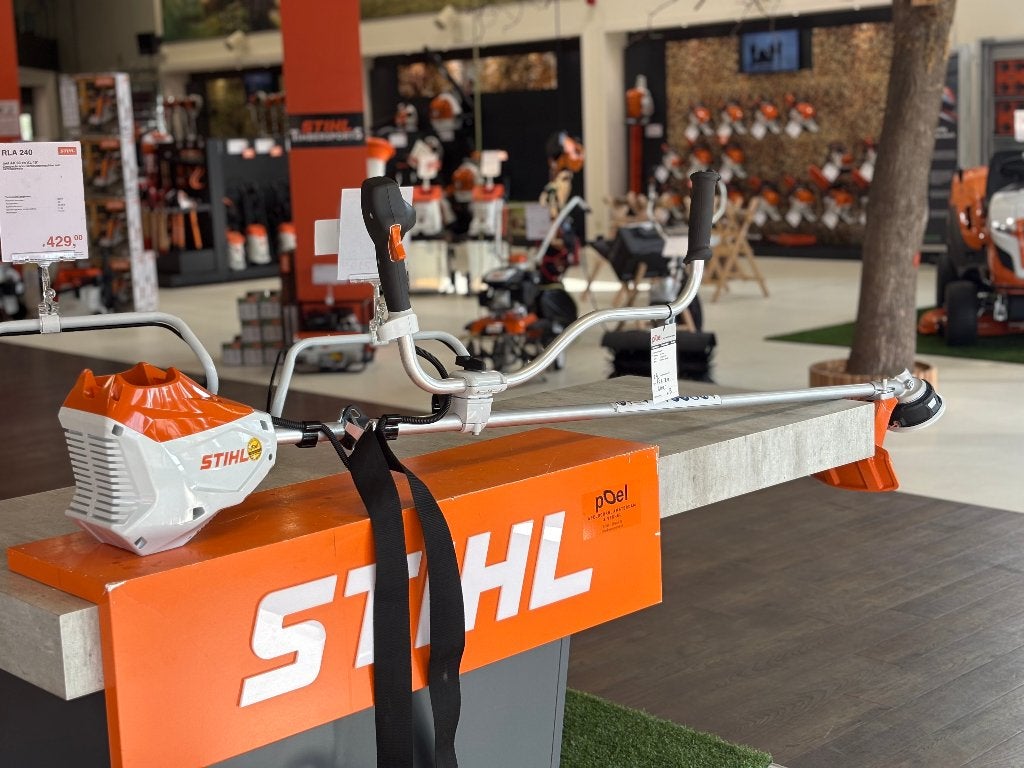 STIHL FSA 120 – Accu Bosmaaier Demo 24 maanden garantie, Stihl, Accu, Ophalen of Verzenden, Zo goed als nieuw