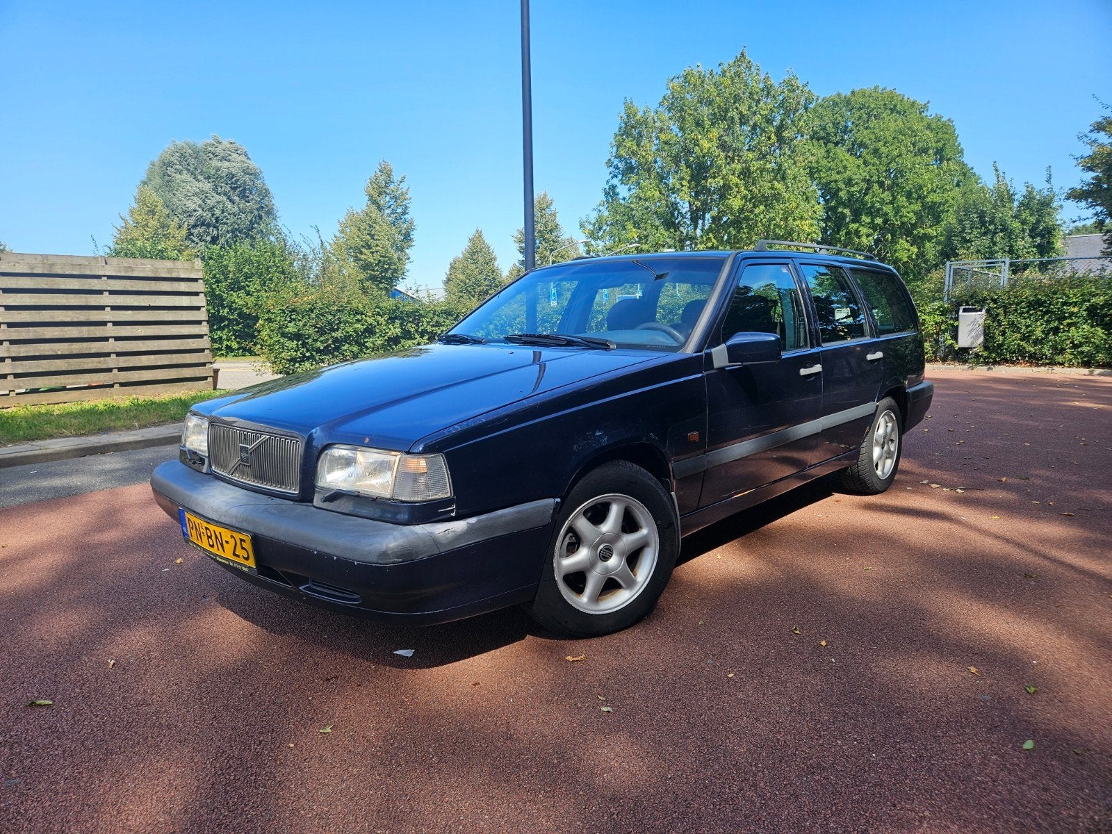 Volvo 850 2.5 I AUT 1996 Blauw, 1408 kg, Blauw, Leder en Stof, Origineel Nederlands