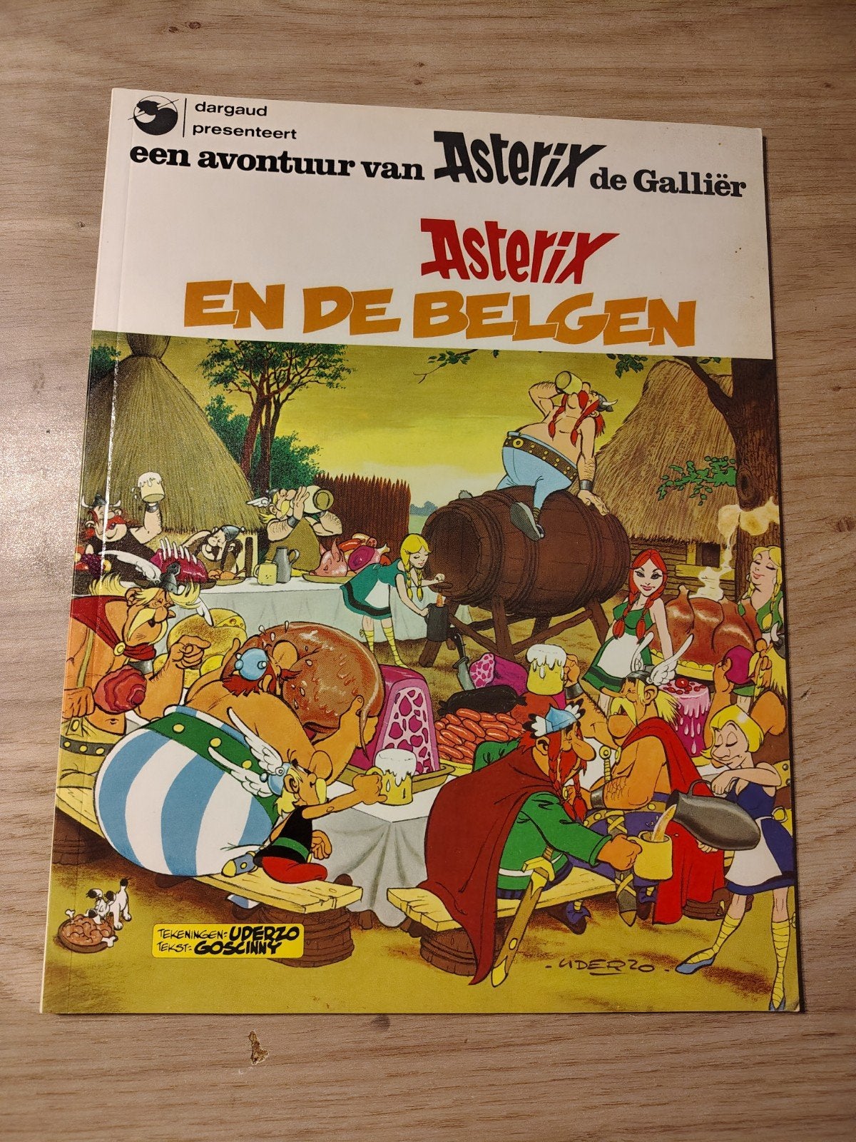 Asterix en de Belgen, Eén stripboek, Ophalen of Verzenden, Gelezen
