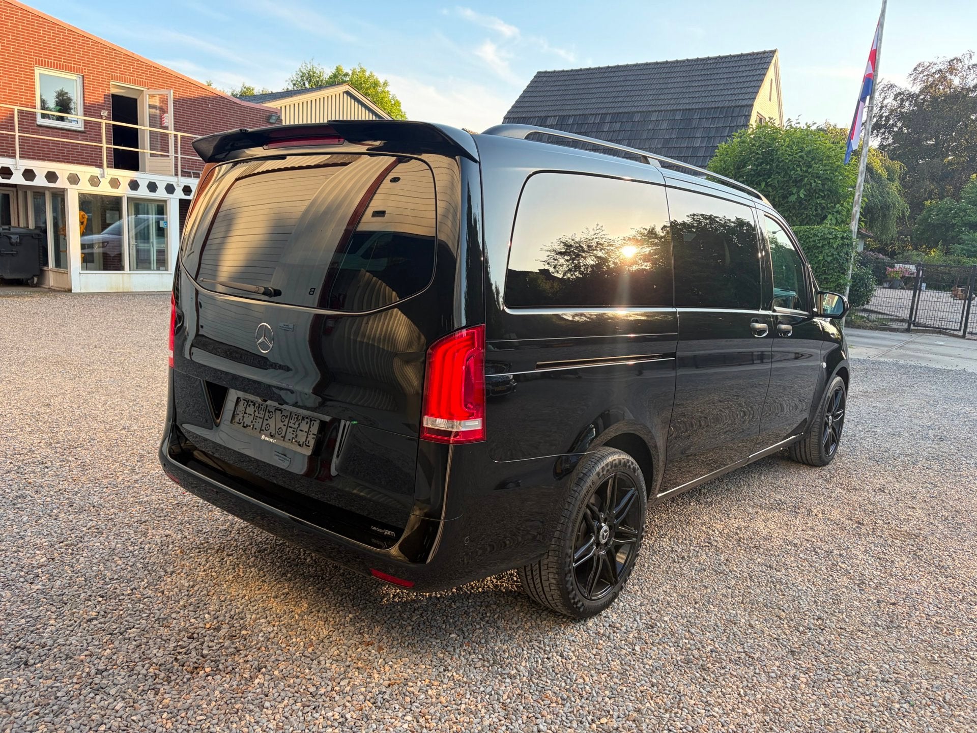 Mercedes-Benz Vito 119 CDI Lang Dubbel cabine AMG CAM Youtub, Achterwielaandrijving, Gebruikt, Zwart, Zwart