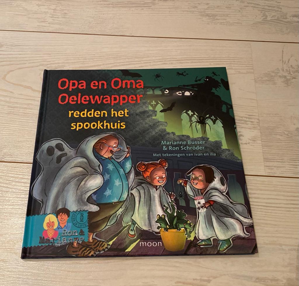 Opa en Oma Oelewapper redden het spookhuis, Ophalen of Verzenden, Zo goed als nieuw, Fictie algemeen