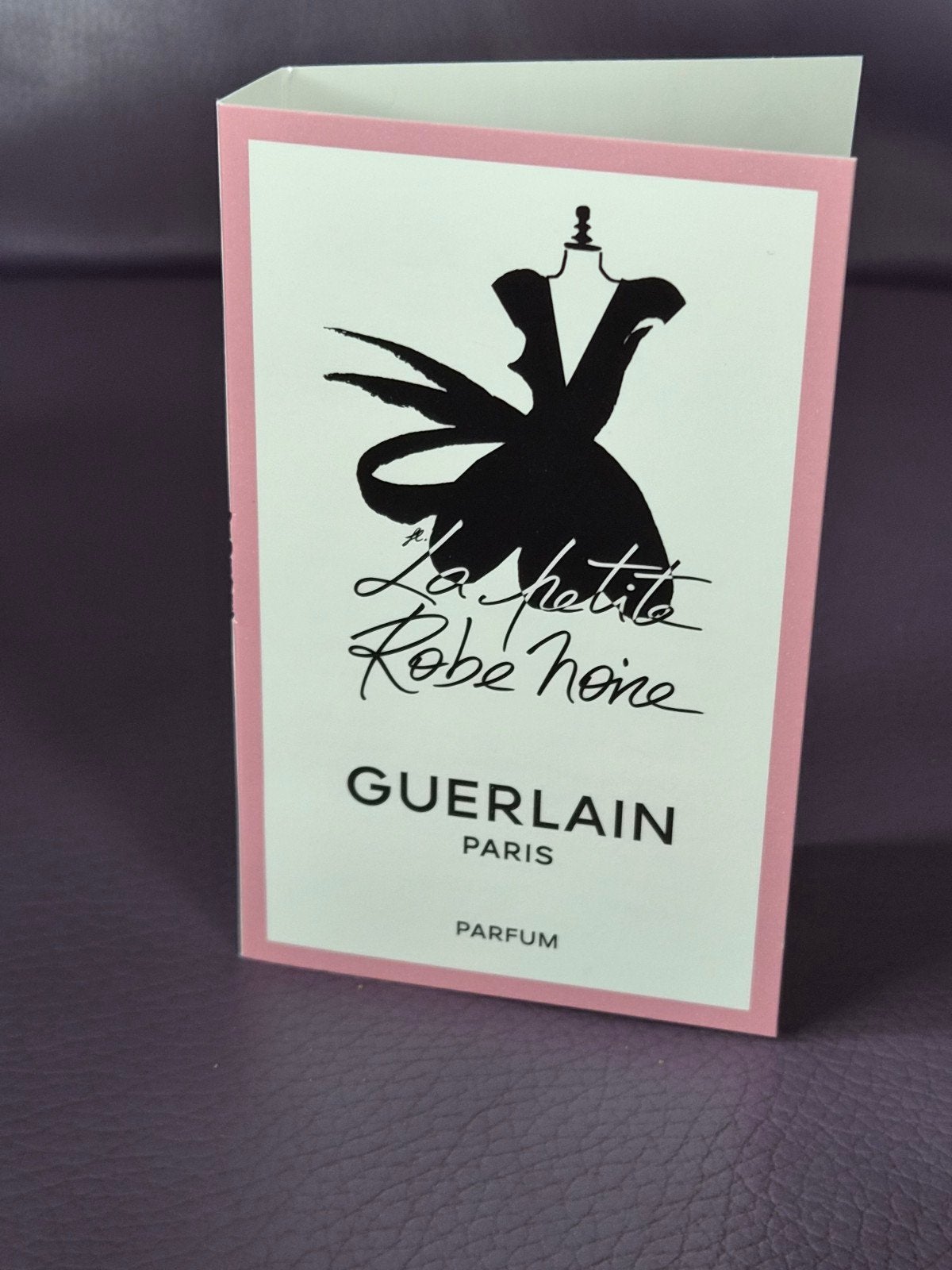 Guerlain La Petite Robe Noire Parfum Sample 1ml, Verzenden, Nieuw