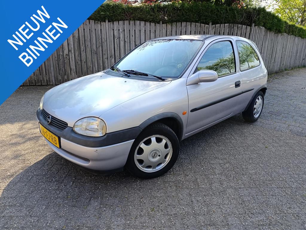 Opel Corsa 1.2i-16V Strada Cool AUTOMAAT | AIRCO | RADIO | L, Auto's, Opel, Gebruikt, 31 €/maand, Origineel Nederlands, Elektrische ramen