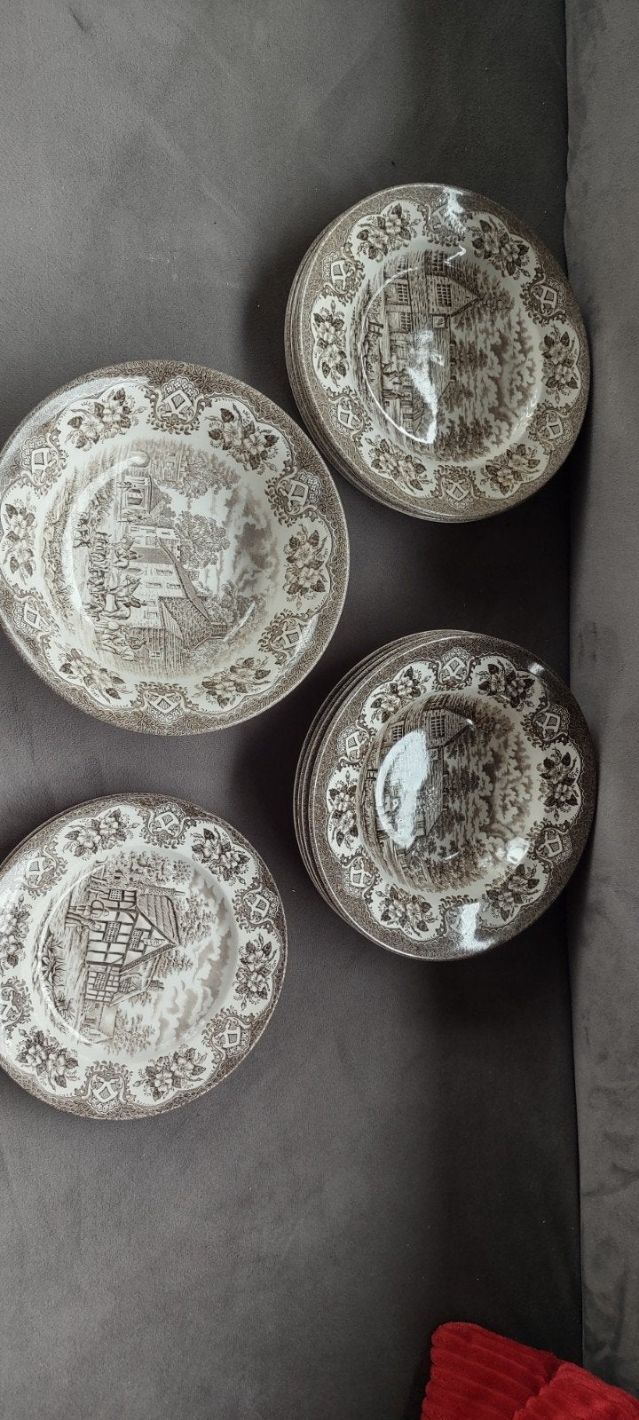 Servies goed. Engels Irestone, Ophalen of Verzenden, Porselein, Overige stijlen, Bord(en)