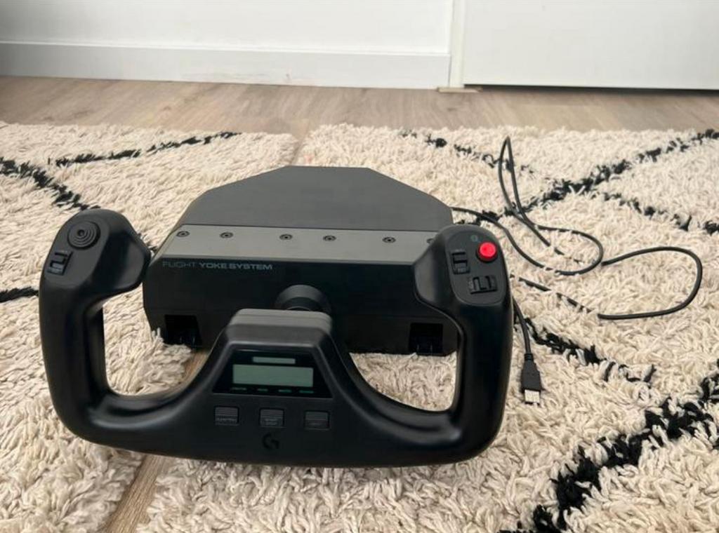 Logitech Pro Flight Yoke system incl Throttle voor Flightsim, Verzenden, Gebruikt, Logitech