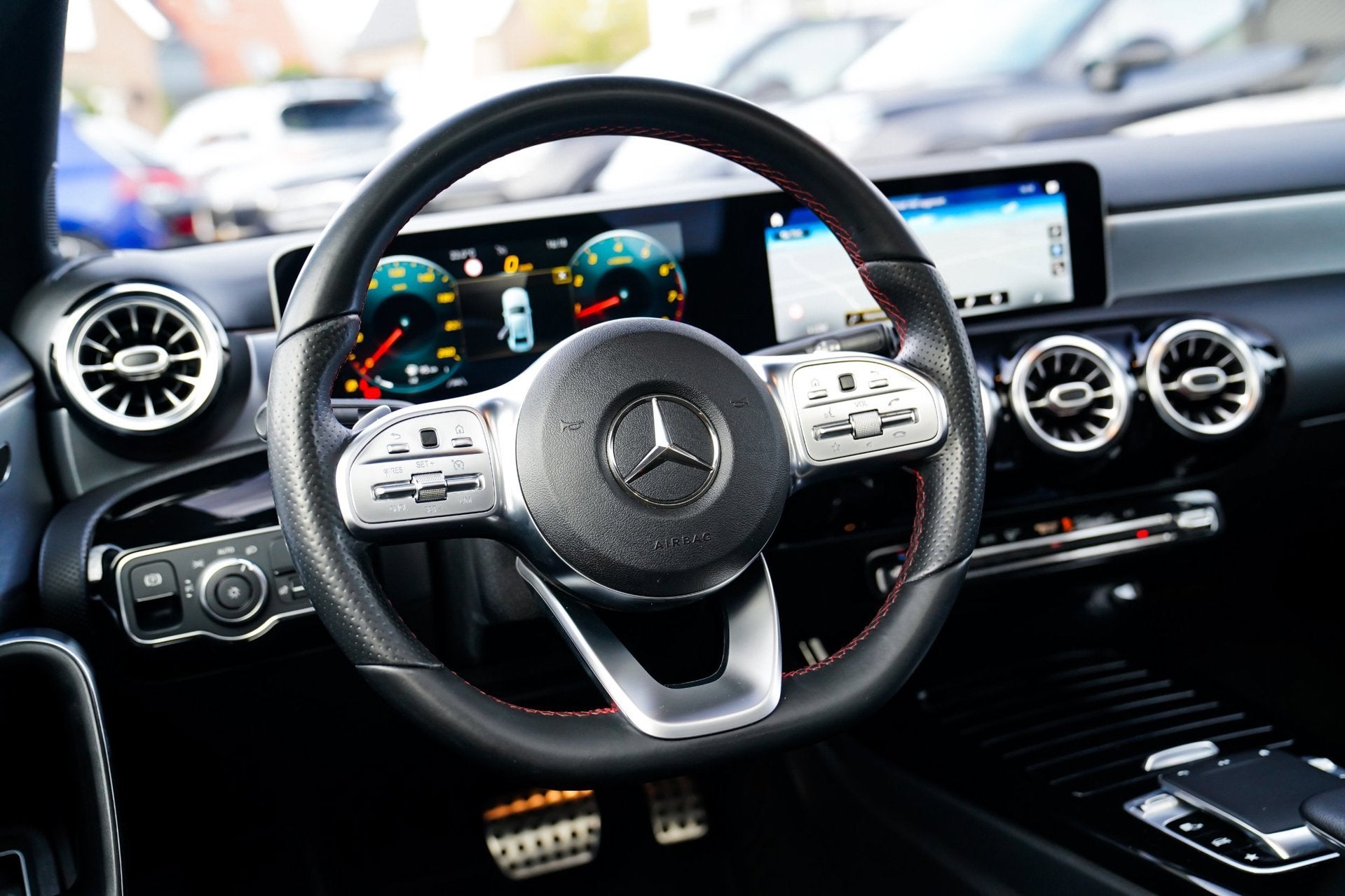 Mercedes-Benz A-klasse 180 Premium Plus | Stoelverwarming |, Auto's, 136 pk, Gebruikt, 4 cilinders, Bedrijf